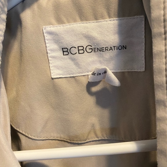 BCBG Trench Coat (s) - Picture 4 of 9